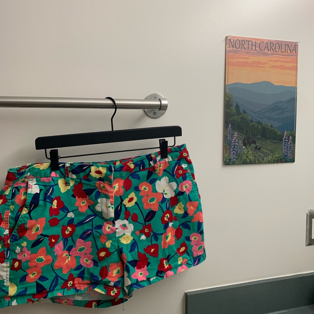 Summer floral print shorts